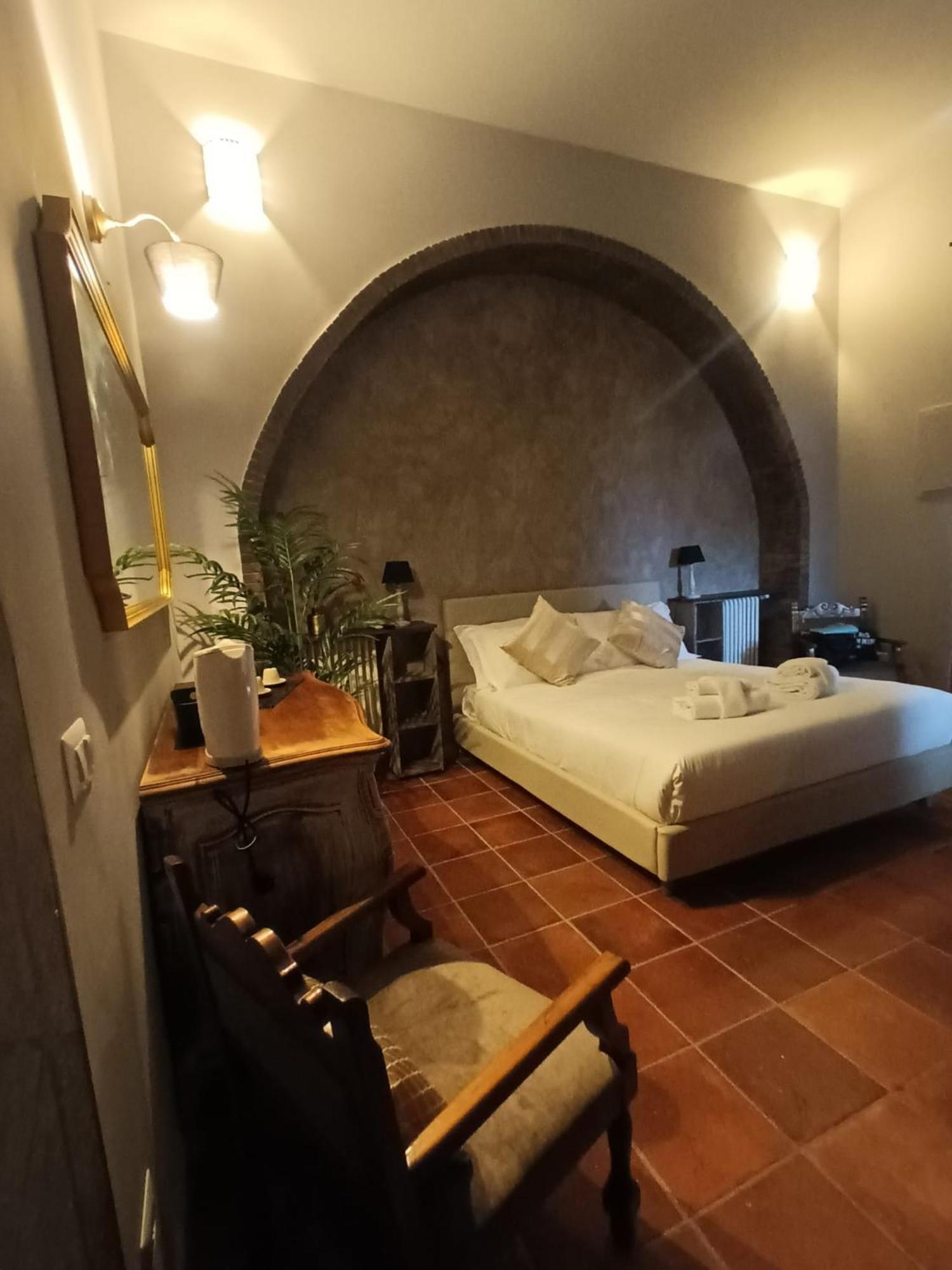 Lucilla'S Suite San Pietro Station Rom Exterior foto